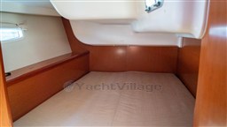 Beneteau Oceanis 40 (49)