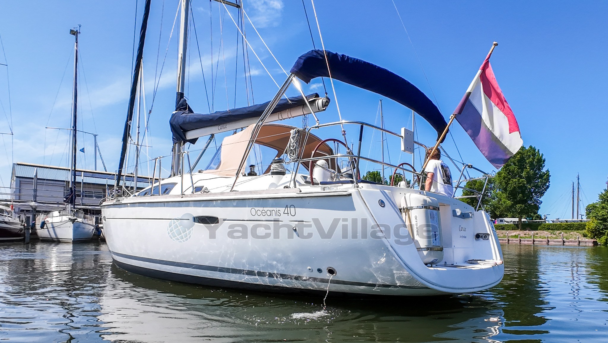 Beneteau Oceanis 40 (10)