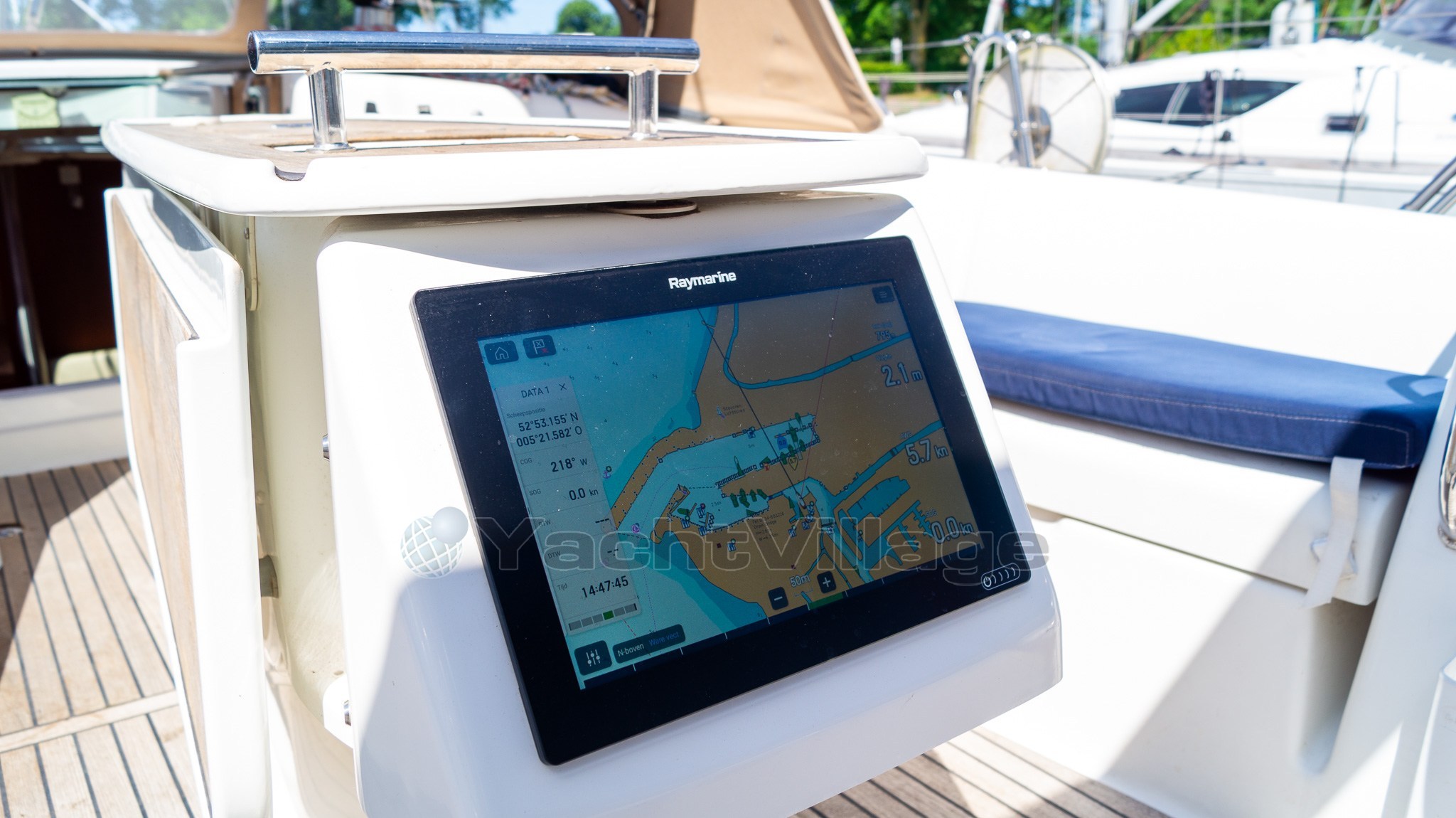 Beneteau Oceanis 40 (24)