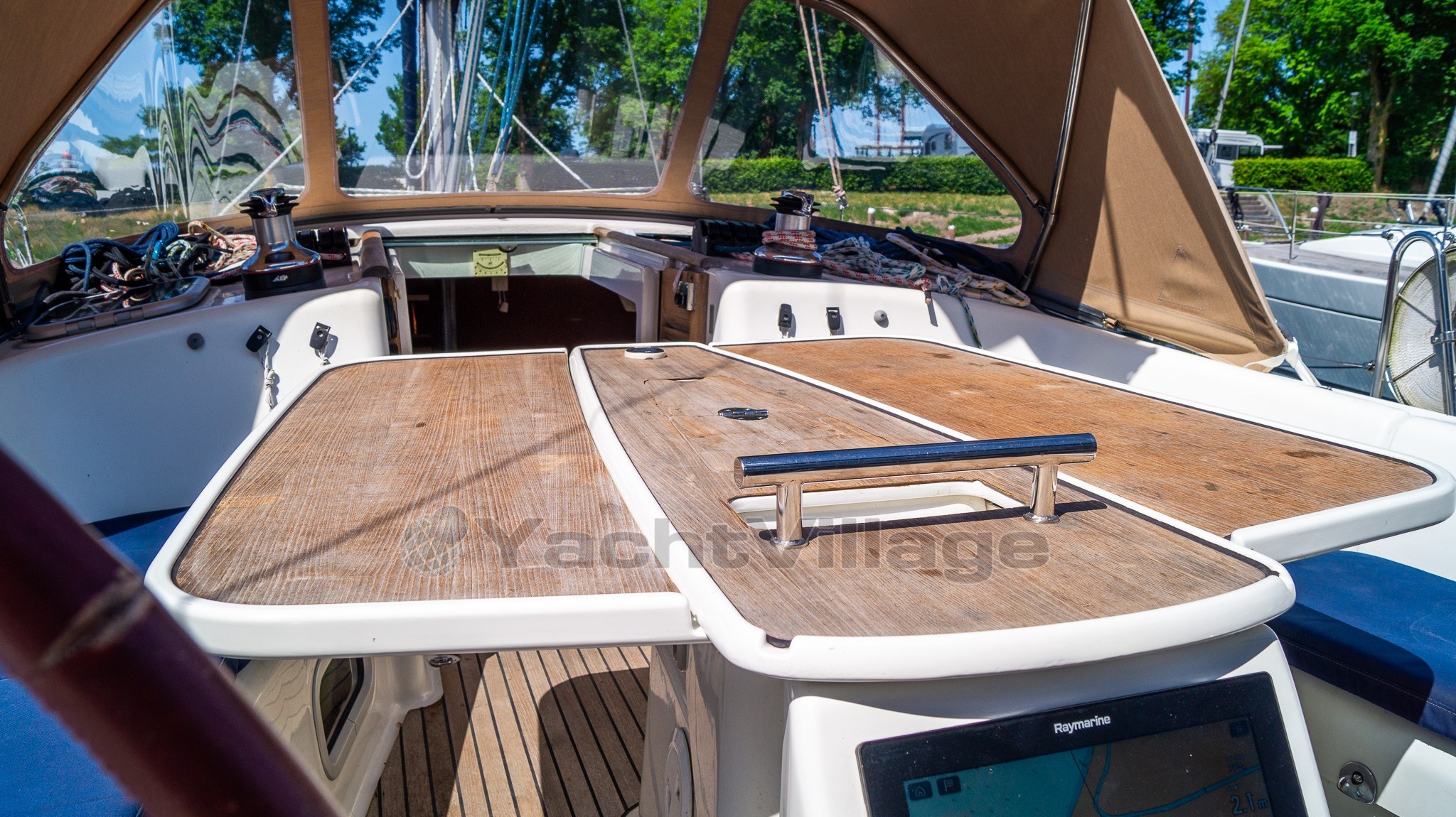 Beneteau Oceanis 40 (26)