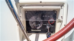 Beneteau Oceanis 40 (22)