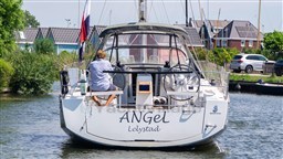 Beneteau Oceanis 381  (12)
