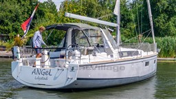 Beneteau Oceanis 381  (9)
