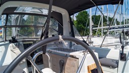 Beneteau Oceanis 381  (14)