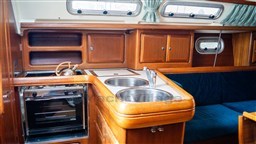 Bavaria 33 Exclusive (31)