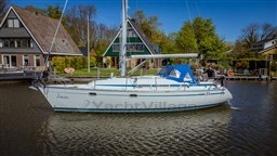 Bavaria 33 Exclusive (4)