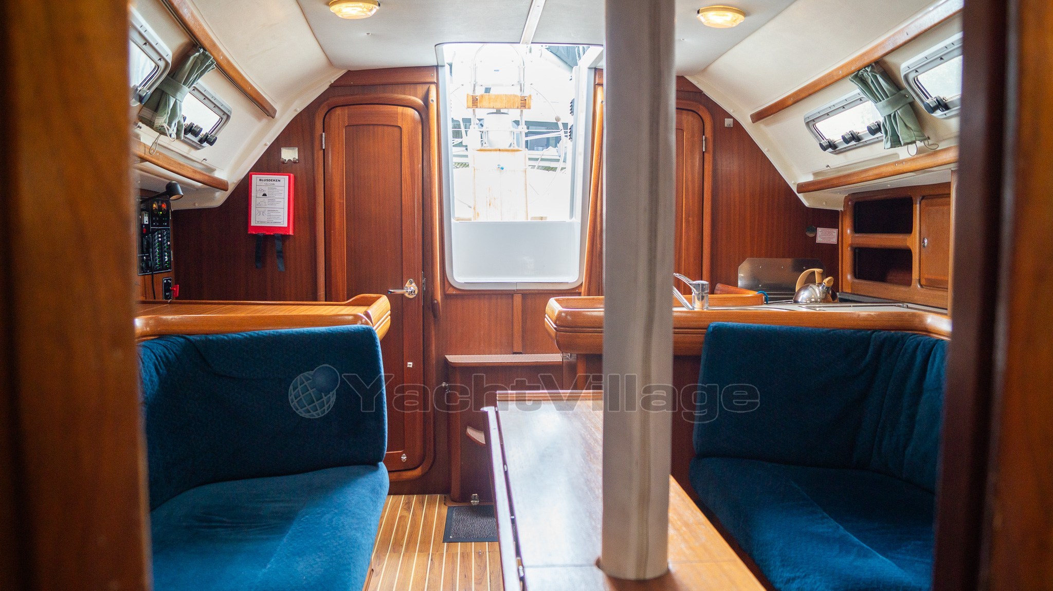 Bavaria 33 Exclusive (27)