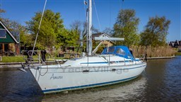 Bavaria 33 Exclusive (5)