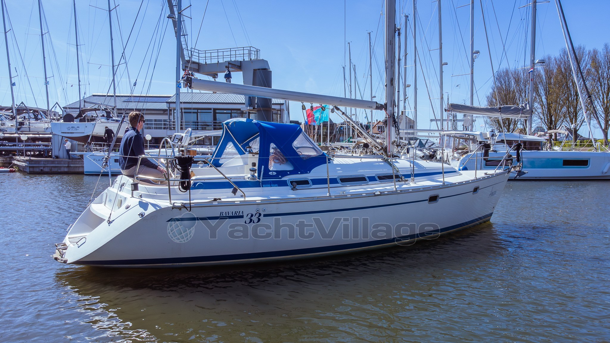 Bavaria 33 Exclusive (9)