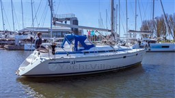 Bavaria 33 Exclusive (9)