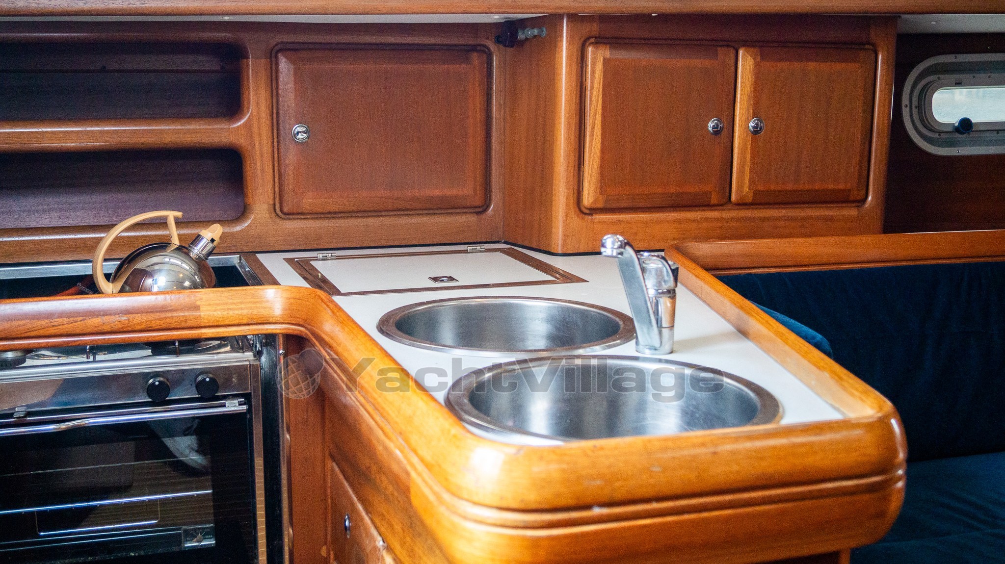 Bavaria 33 Exclusive (30)