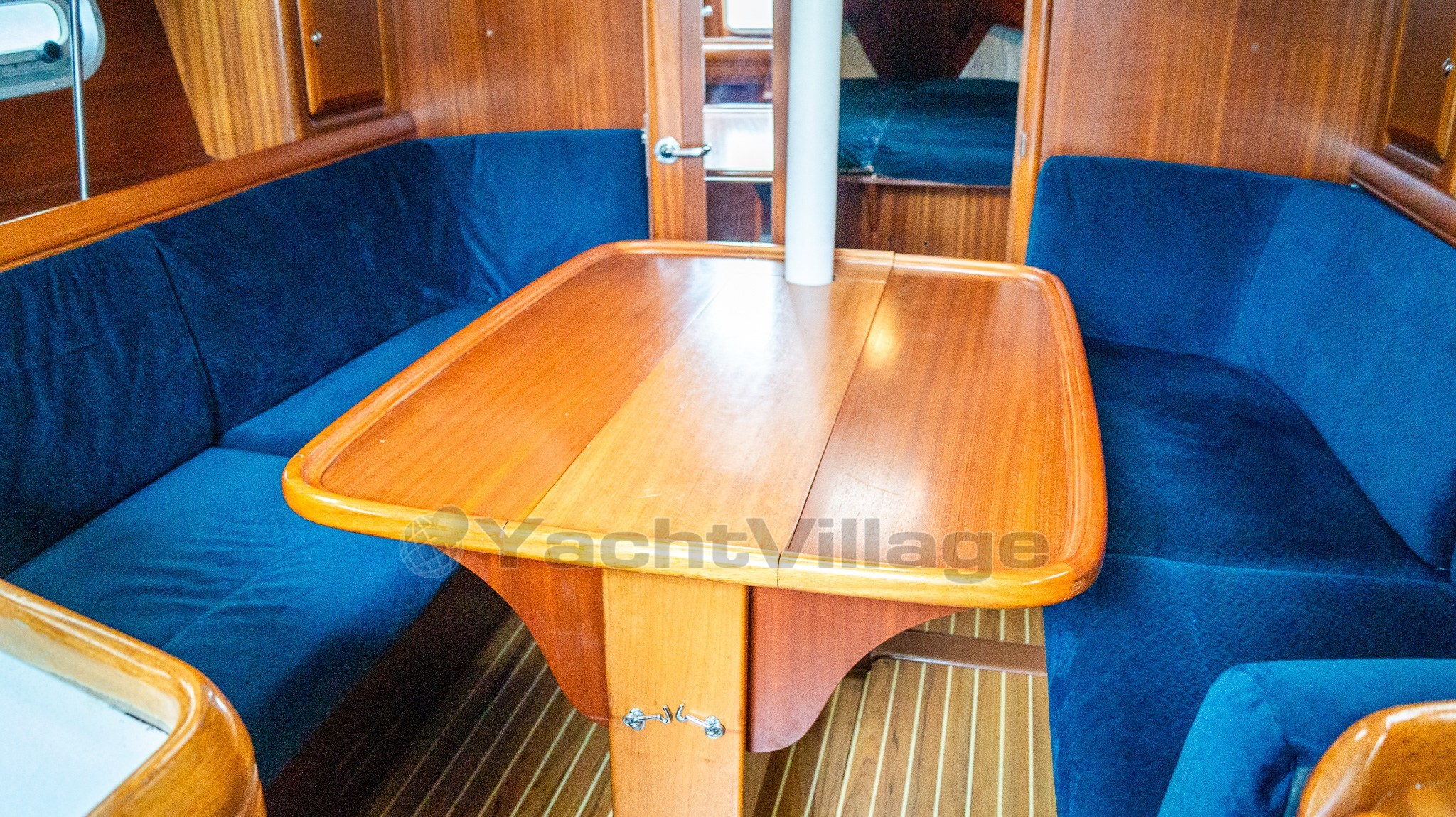 Bavaria 33 Exclusive (40)
