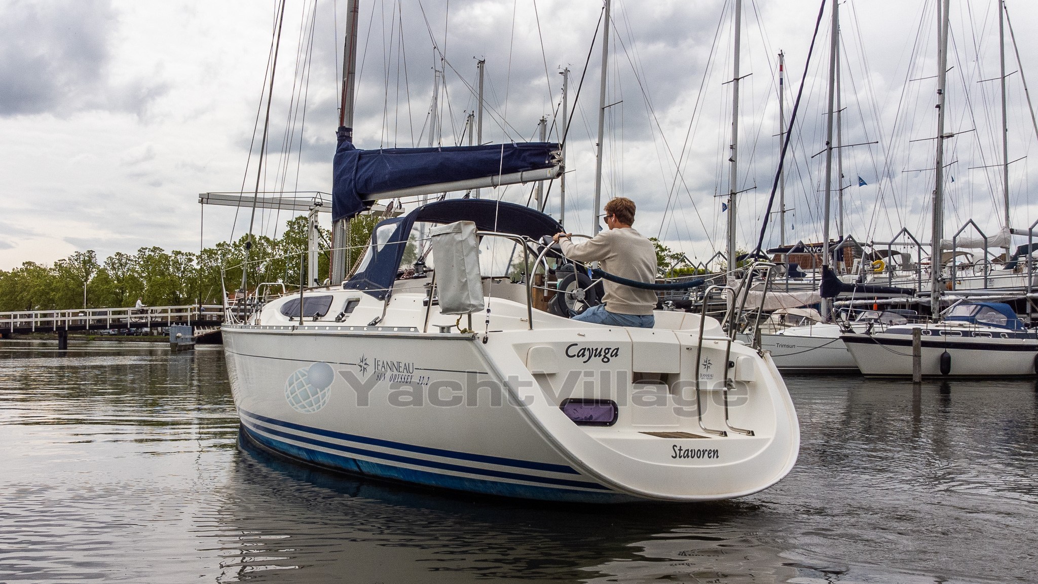 Jeanneau Sun Odyssey 32.2  (6)
