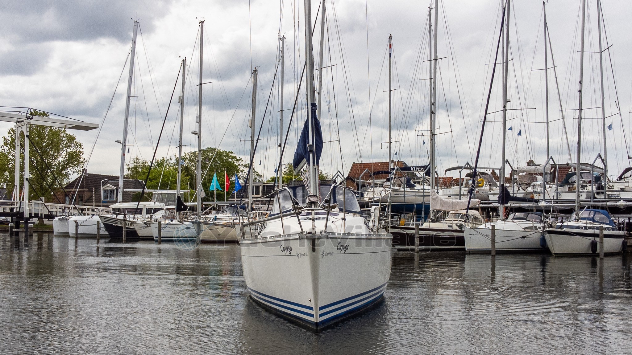 Jeanneau Sun Odyssey 32.2  (2)