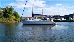 Bavaria 40