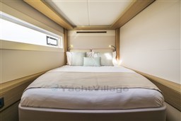 LAGOON_46_ICONIC_INTERIOR (7)