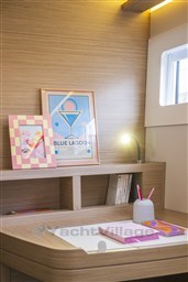 LAGOON_46_ICONIC_INTERIOR (3)