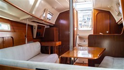 Beneteau Oceanis 281  (41)