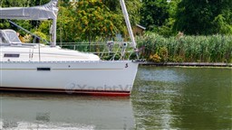 Beneteau Oceanis 281  (13)