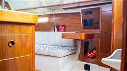 Beneteau Oceanis 281  (27)
