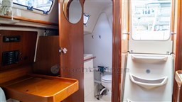 Beneteau Oceanis 281  (32)