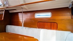 Beneteau Oceanis 281  (37)