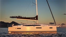 Jeanneau SO 385 (1)
