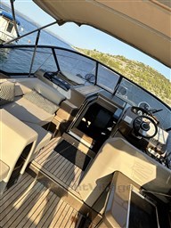 Cranchi Z35_2019 (8).png