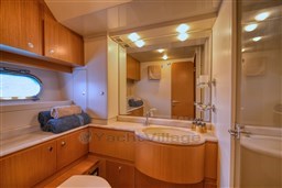 Ferretti 681_i (23).jpg