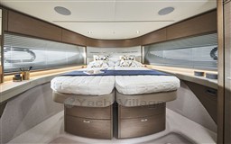 [I]  v55-interior-forward-guest-cabin-double-bed-silver-oak-satin-scaled