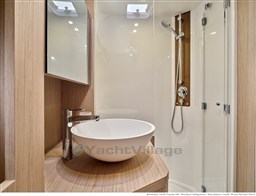 [I]SWIFT_TRAWLER_48_IMAGE_INTERIOR (10)