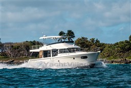 [E]SWIFT_TRAWLER_48_IMAGE_EXTERIOR_SALING (3)