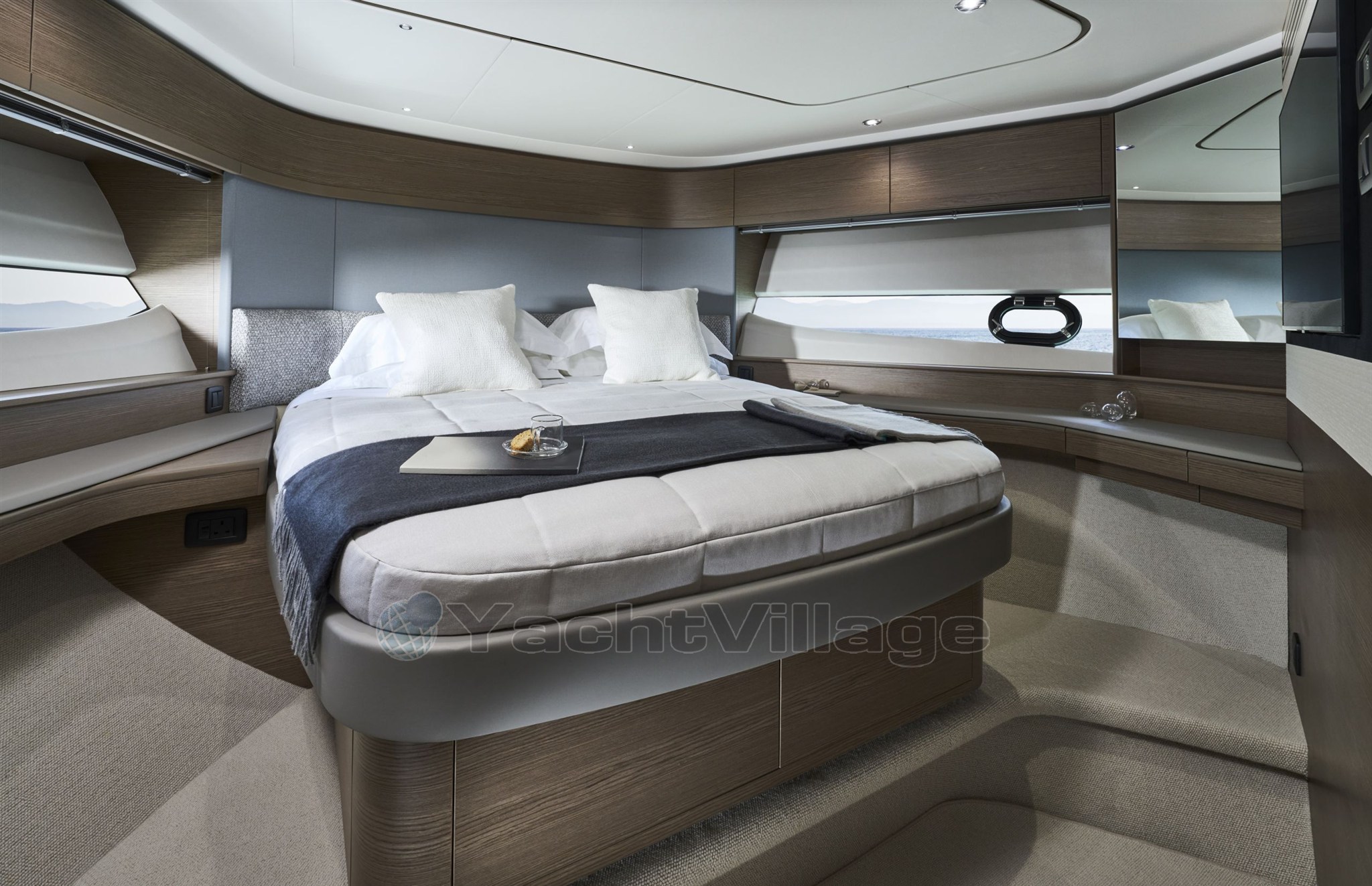 [I] s65-interior-forward-cabin-silver-oak-satin-scaled