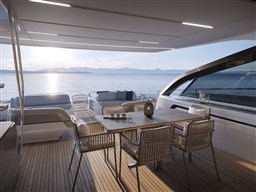 [E]  S80-Cockpit-CGI-scaled