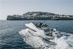 [E]FLYER-10_IMAGE_EXT_RUNNING (1)-min