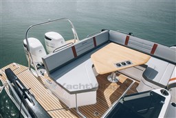 [E]FLYER-10_IMAGE_DETAILS_AFT-LOUNGE-min