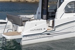[E]ANTARES-8_IMAGE_DETAILS_AFT-SWIM-PLATFORM-SIDE-DOOR