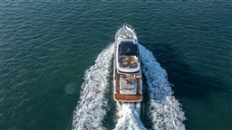 [E] s72-exterior-shot-aft