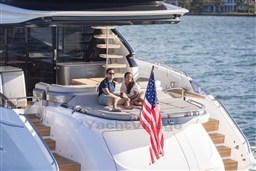 [E] s72-exterior-shot-palm-beach-lifestyle-10