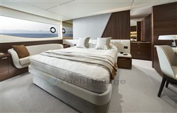 [I] s72-master-stateroom-rt