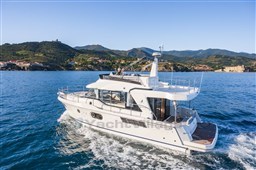 [E]SWIFT TRAWLER 41 FLY_IMAGE_RUNNING (3)