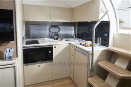 [I]  v40-interior-galley-alba-oak-satin-17.04.17-scaled