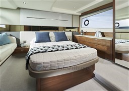 [I]  v50-interior-master-stateroom-scaled