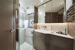 [I]  v55-interior-forward-cabin-bathroom-silver-oak-satin-scaled