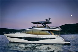 [E]  y72-exterior-white-hull-7-v2-scaled