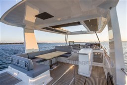 [E]GRAND TRAWLER 63 - IMAGE - EXTERIOR (6)