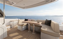 [E] f54-exterior-cgi-cockpit