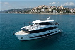 [E] x90-exterior-04.jpg