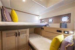 [I]SWIFT TRAWLER 54_IMAGE_INTERIOR_OAK (14)