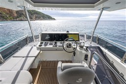 [E]SWIFT TRAWLER 54_IMAGE_INTERIOR_OAK (8)